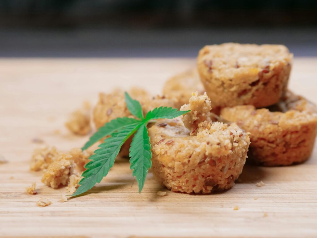Edibles vs. Vapes: Which High Hits Harder?